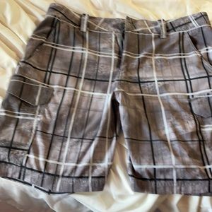 Men’s size 40 cargo shorts